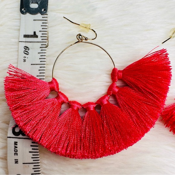 🎀 Very Stylish Salmon Coral Colored Earrings❣️ - Picture 6 of 7